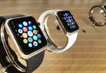 5 Ways Smart Watches Can Enhance Your Travel Experience