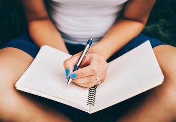 How to Start a Journaling Habit for Self-Discovery